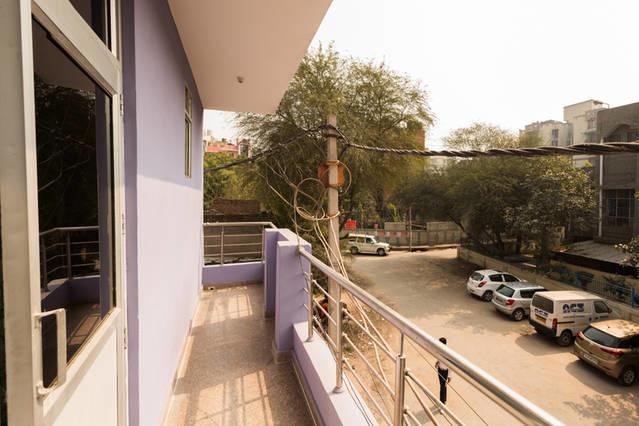 Bed & Breakfast Dwarka Residency 2*